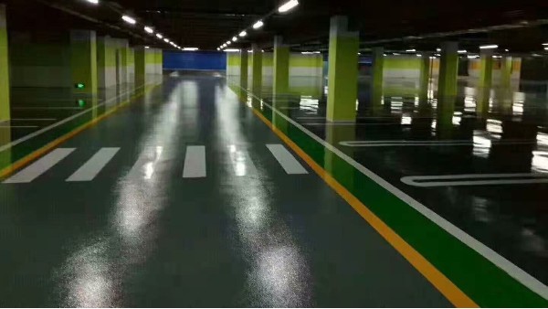   广东梅州某哑光地下停车场地坪案例